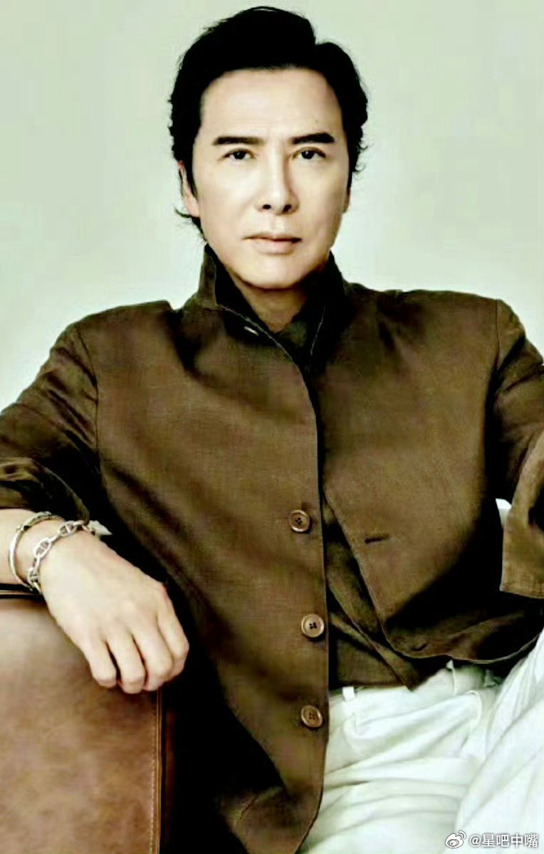 🍉张艺谋执导《惊蛰无声2》即将筹备，主演阵容：易烊千玺  甄子丹(按形式字母顺