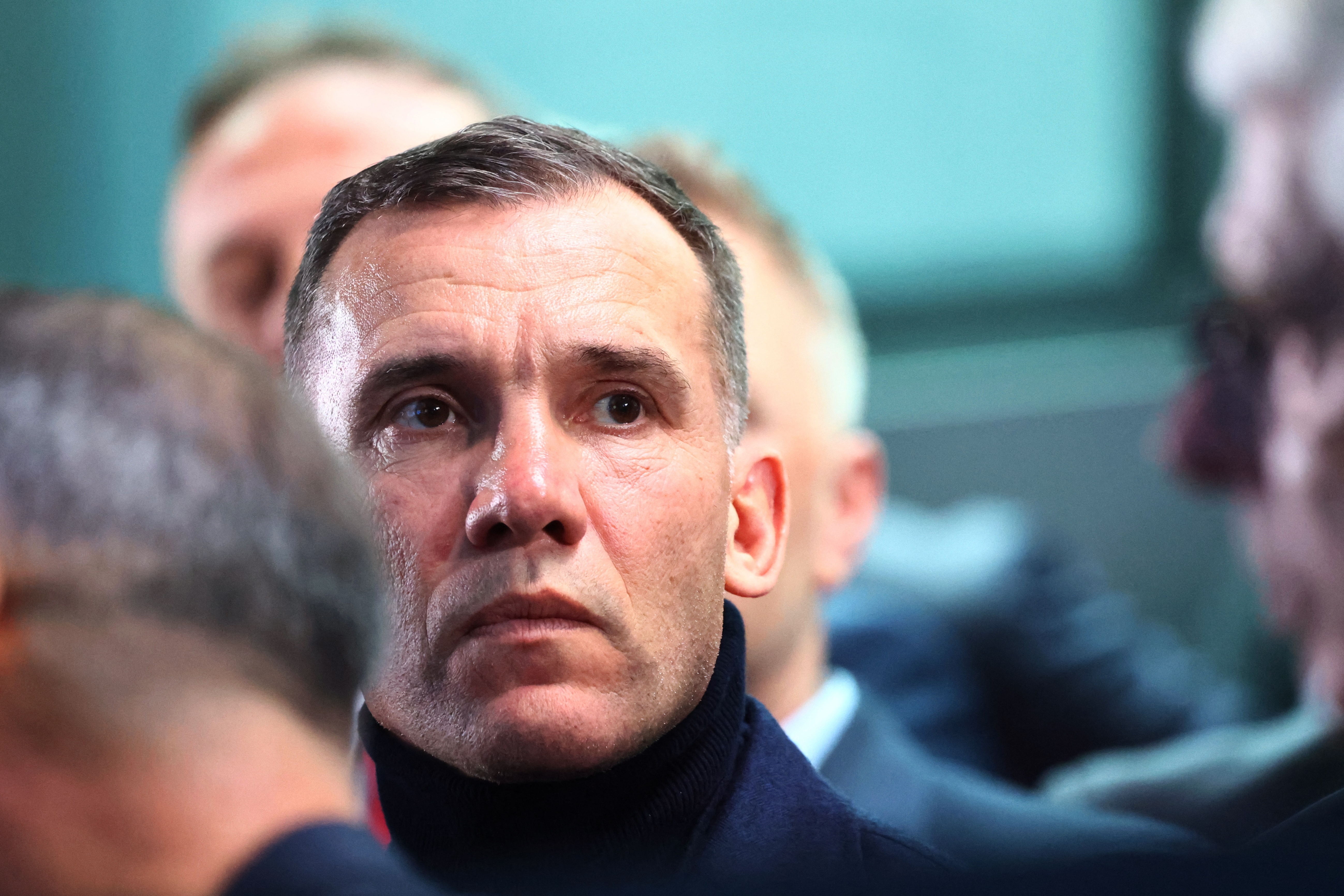 舍甫琴科：我和阿布已经没关系了，他卖切尔西的钱当然要掏出来乌克兰足协主席舍甫琴科