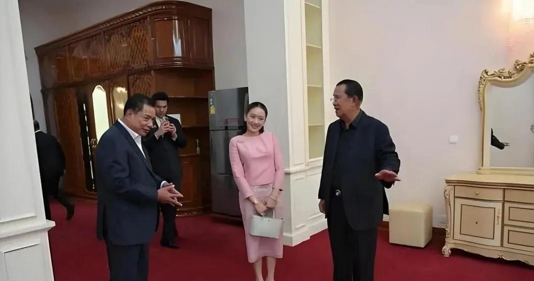 那个时候他们还是无话不谈的好朋友吧！[祈祷]