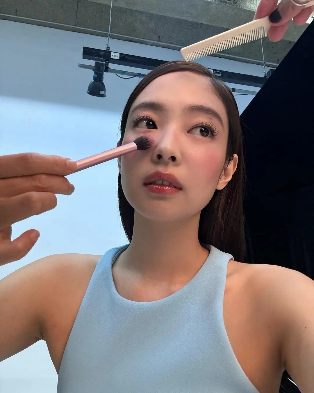 jennie的脸不知道为什么看起来很奇怪 ​​​