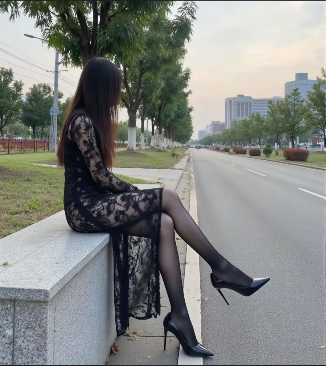 不要在寂寞的时候说爱我！因为我不知道你说的是真还是假？