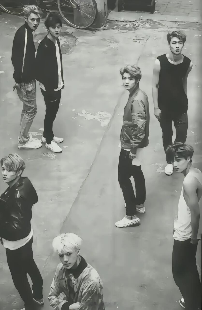 这就是早期群像的魅力吗exo 早期合照，放在现在也很能打 