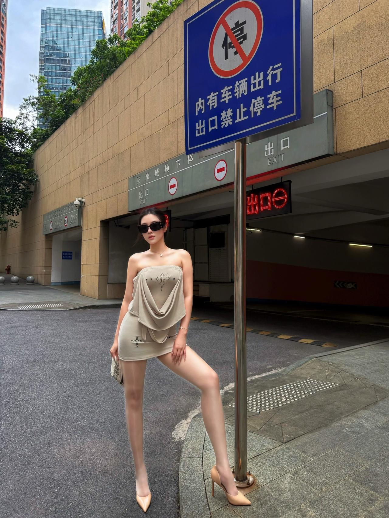 感觉至上 街拍 辣妹 穿搭 拍照