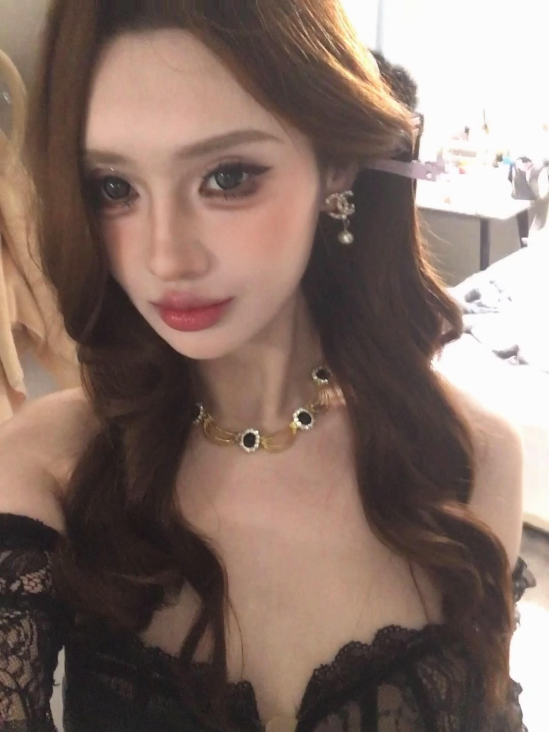 搞砸所有关系然后美明其曰做自己