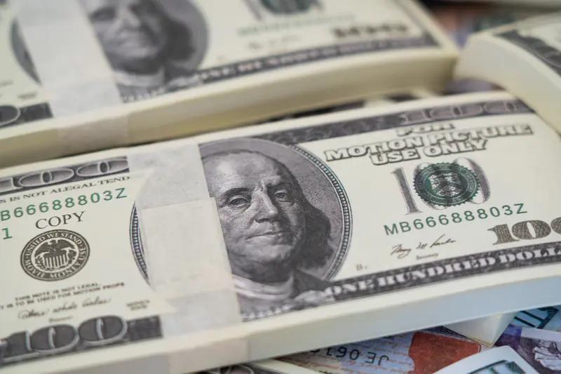 聊到钱，估计没人能真正置身事外。小时候觉得谈钱太俗，长大后才发现，钱不是万能的，