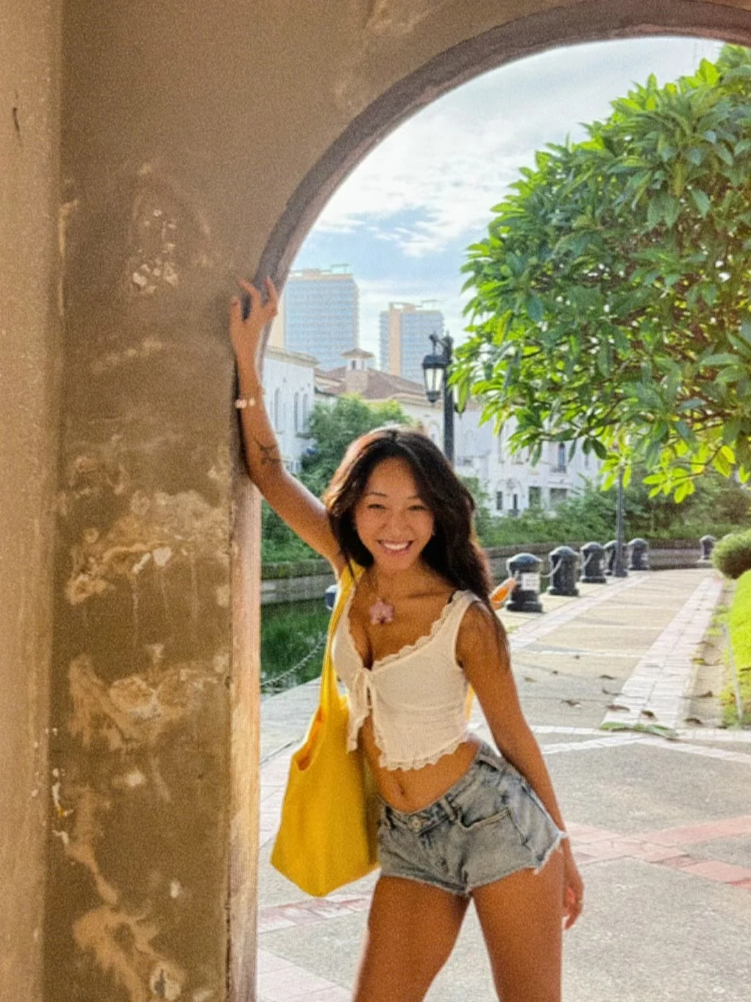 不知道🤷🏽‍♀️反正我的身材很曼妙