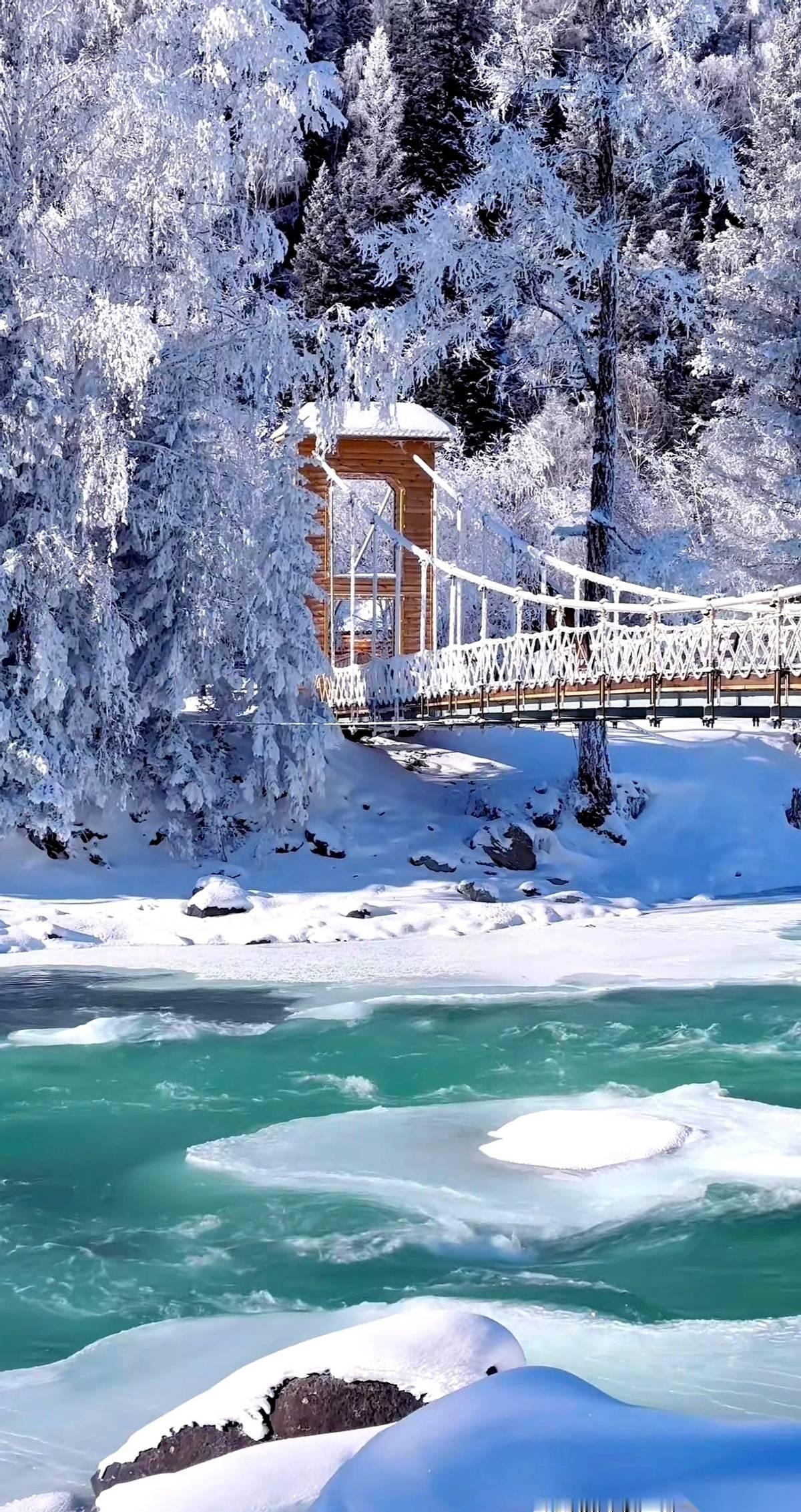 “100减75等于25。”
算完这道小学减法题，我心里猛地咯噔一下。
爸妈今年七