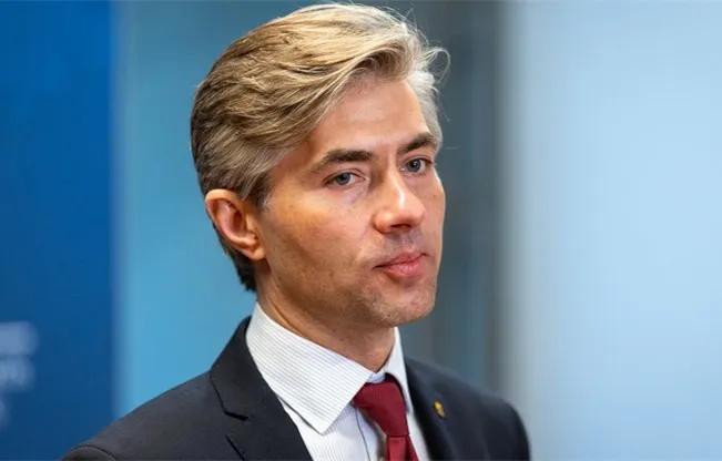 打破美国布局！
立陶宛主动回归欧盟统一一中立场，美欧对华分歧彻底摆上台面。
 