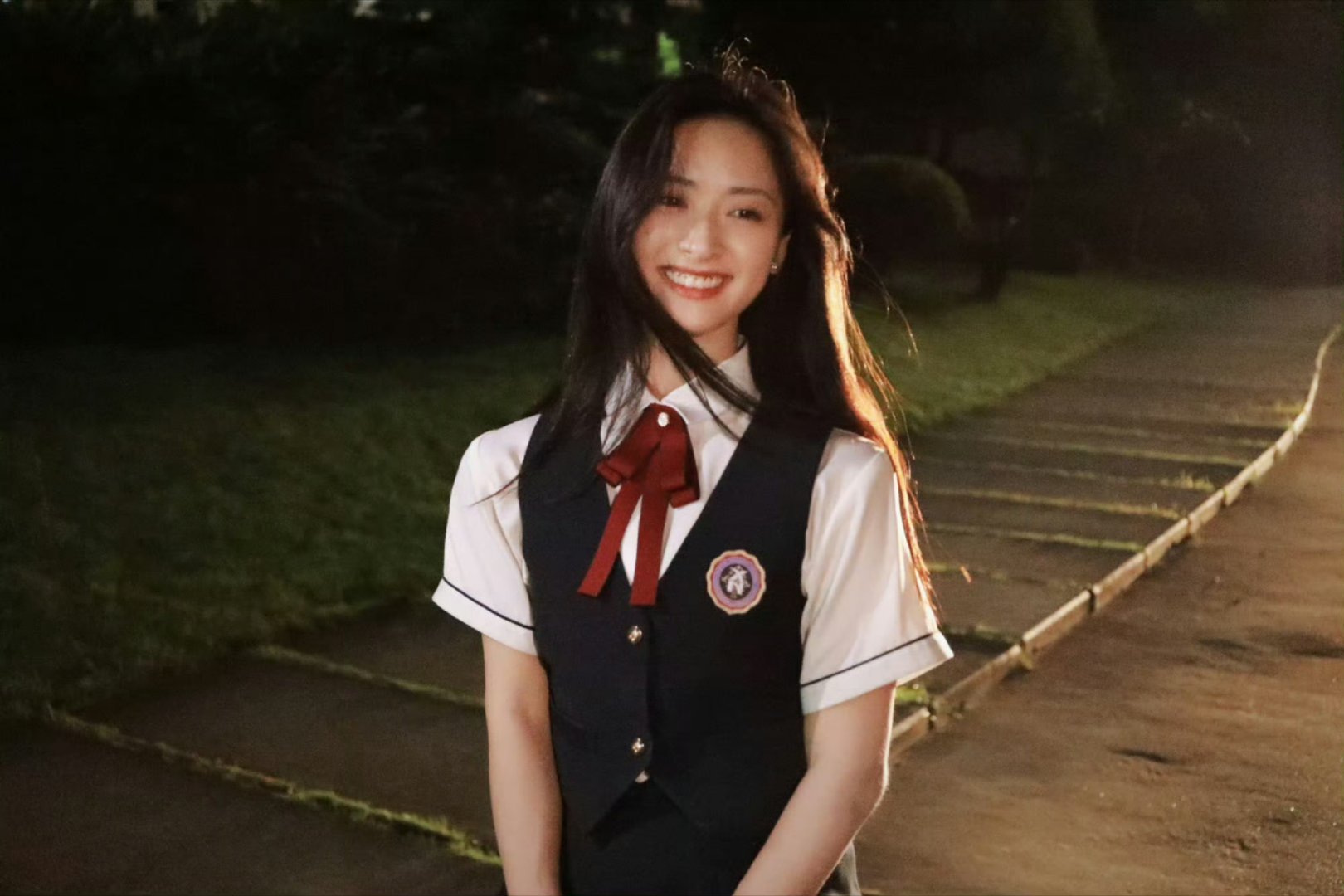 沈月完全青春女大校服完全是月月的舒适区 