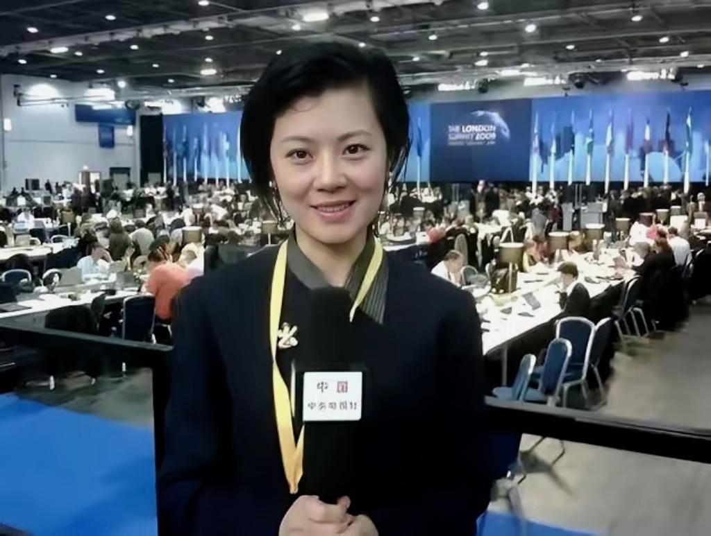 “我愿意放弃中国国籍，自愿加入英国！”这句白纸黑字的亲笔承诺，出自曾经火遍全国的