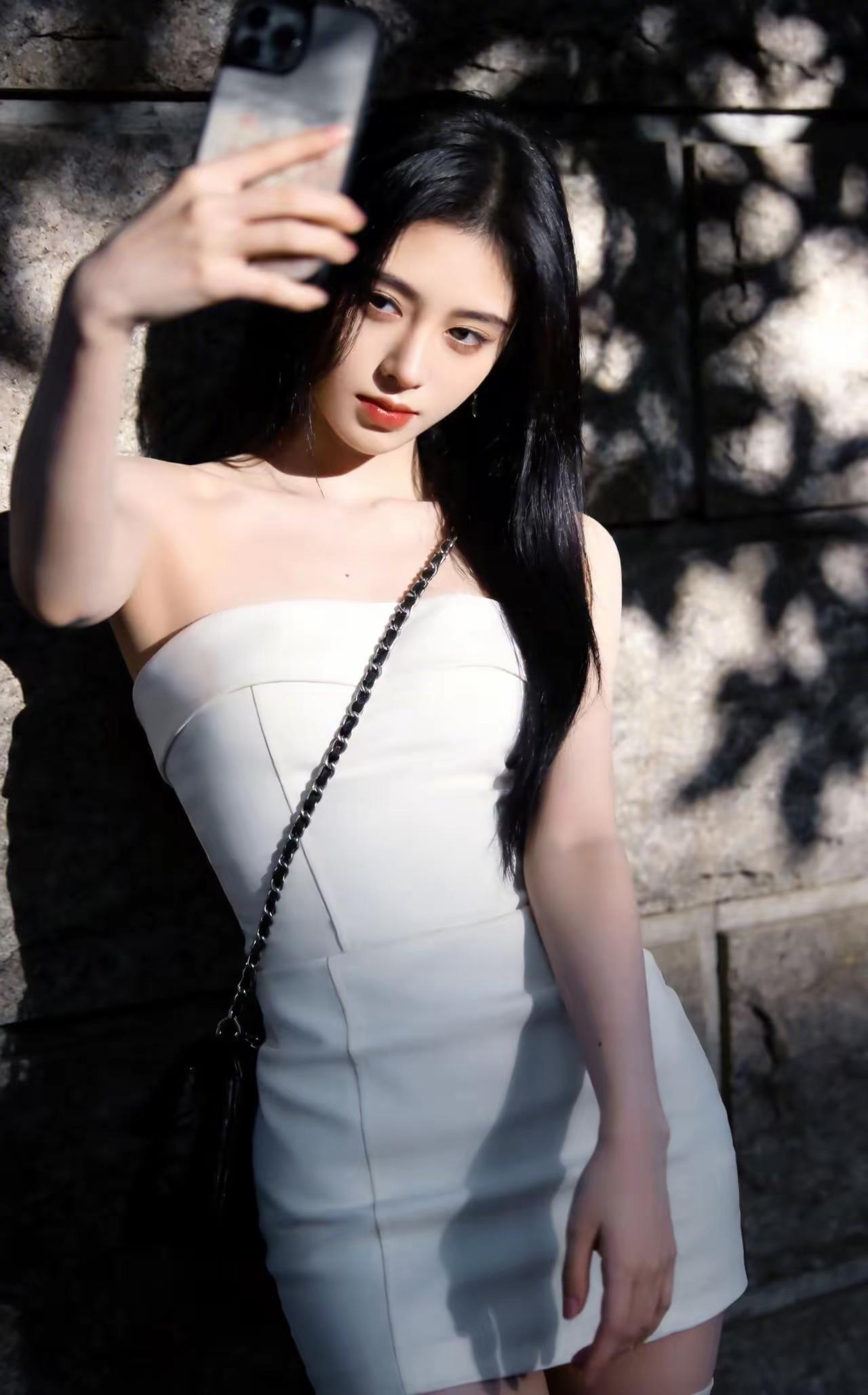 女性人像摄影作品如何有高级感?