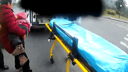 湖州街头上演现实版“飞驰人生”！网友怒赞！