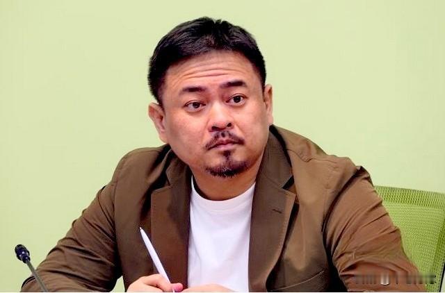 赖清德的心腹洪申翰将前往大陆参会，前提是接受一个中国原则。
据中评社报道，9月下