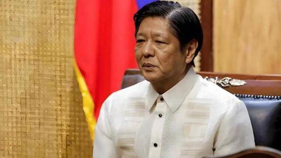 从美国空手而归，张嘴向中方索要好处的菲律宾，正为此付出代价。

说白了，菲律宾的