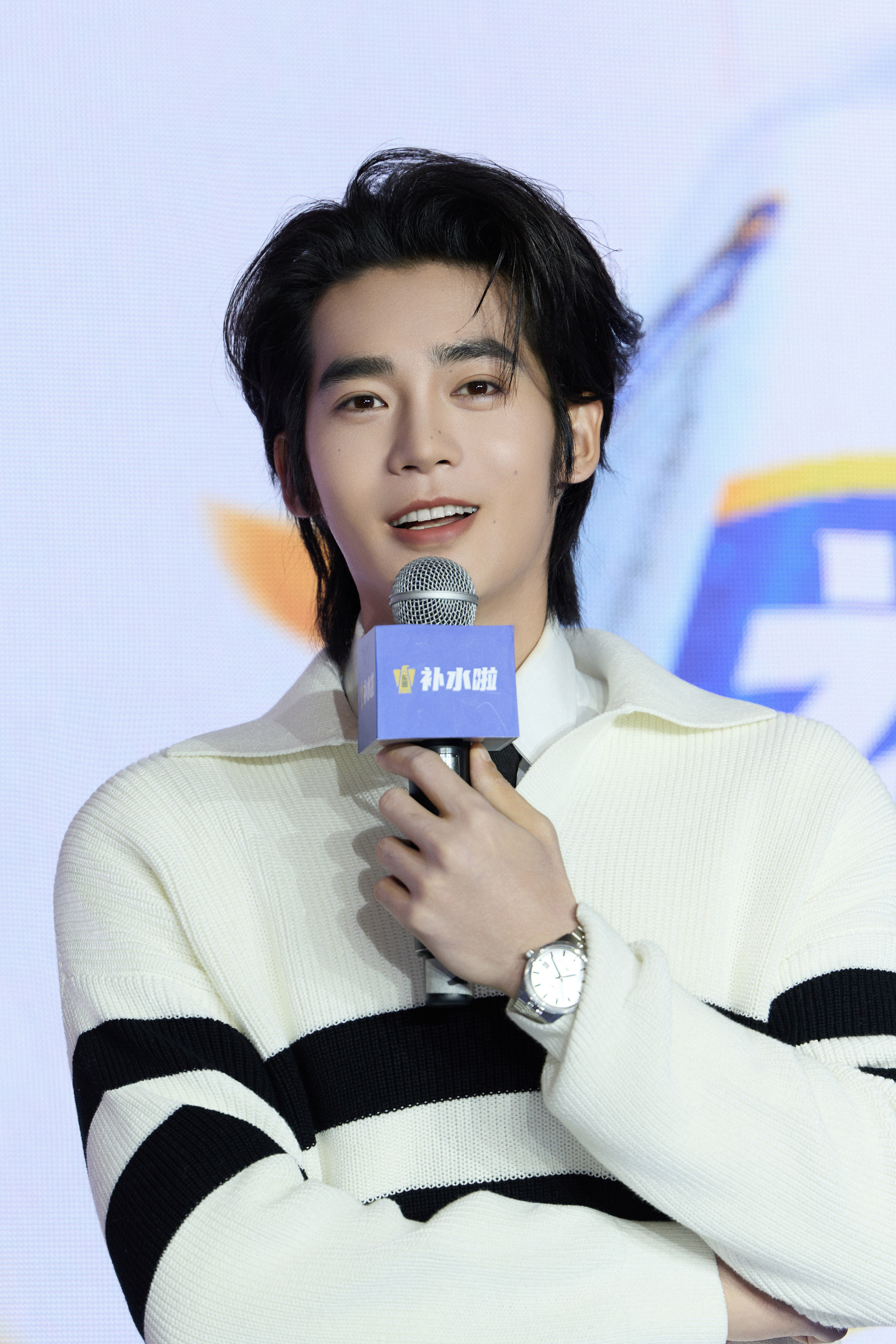 沈阳 K11 见面会后遗症：满脑子都是于适的笑容和东鹏补水啦的清甜！现场氛围真的