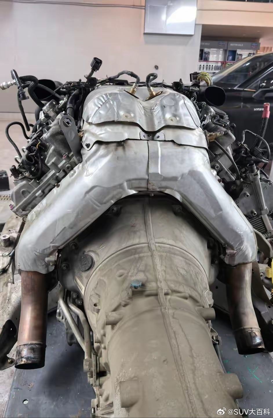 这是谁在骑摩托？ 摩托车