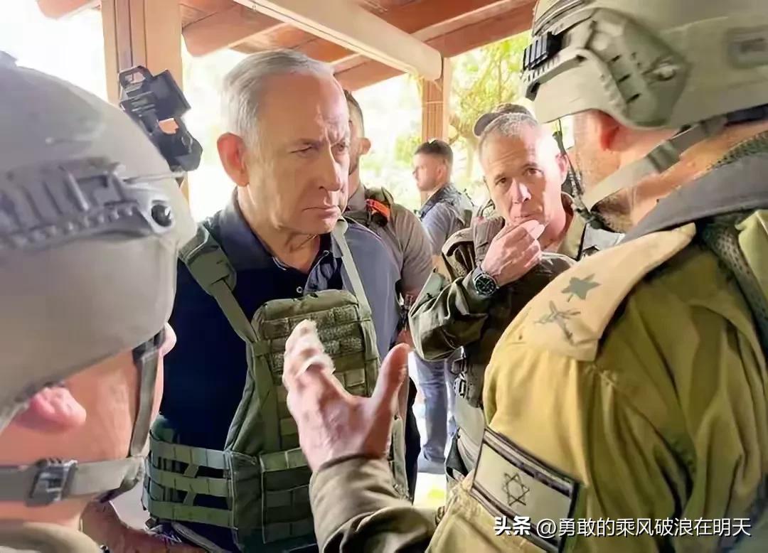 以色列估计挺不了多久了，全国能炸的地方基本上都被伊朗炸个遍。

虽然内塔尼亚胡目