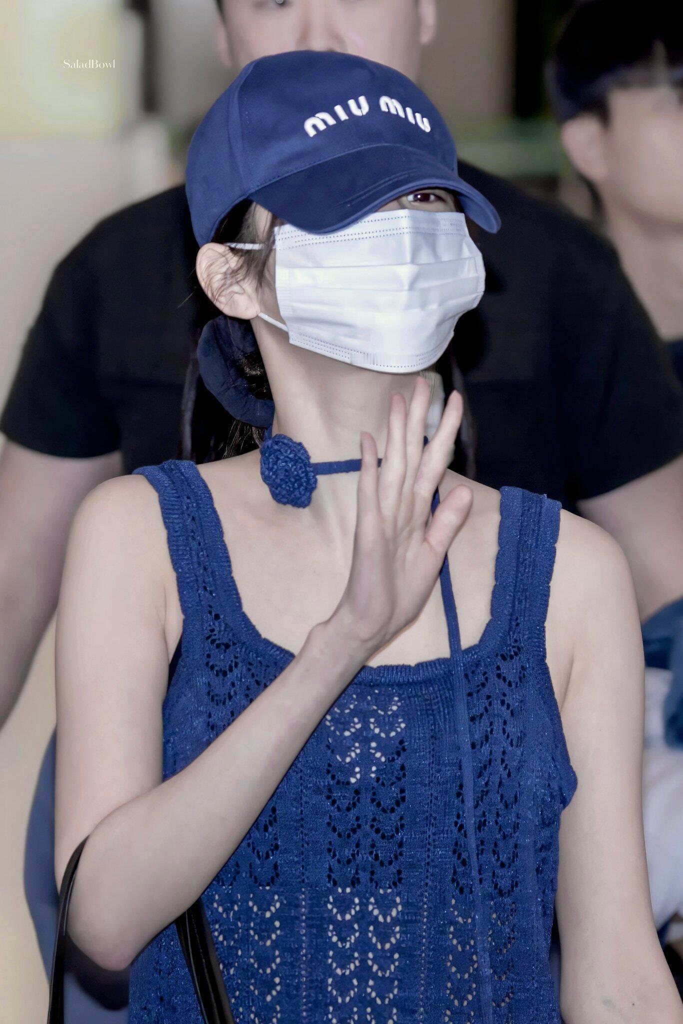 宝宝欧尼一直戴鸭舌帽好不好 