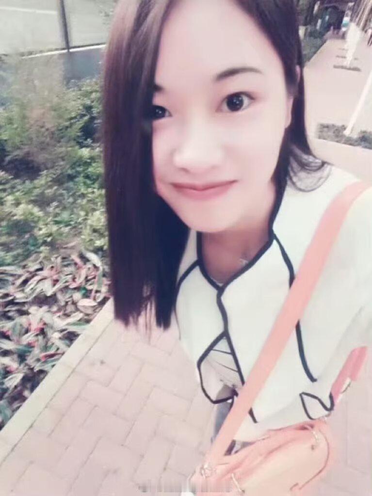 忆青春 |  十四年前的甜美可爱胖大海 ​​​