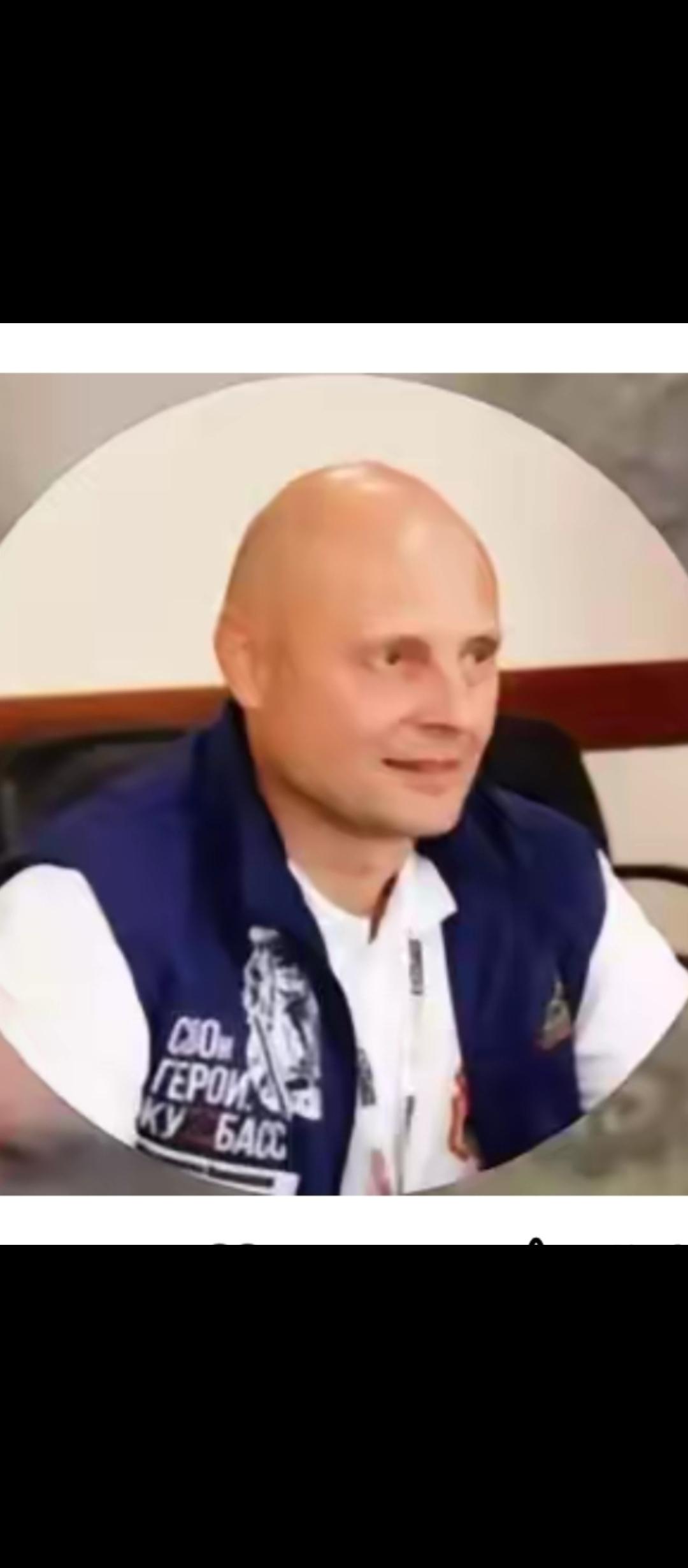 如图.照片上这个人，就是残害乌克兰无辜百姓的“布查事件”（2022年3月发生在乌