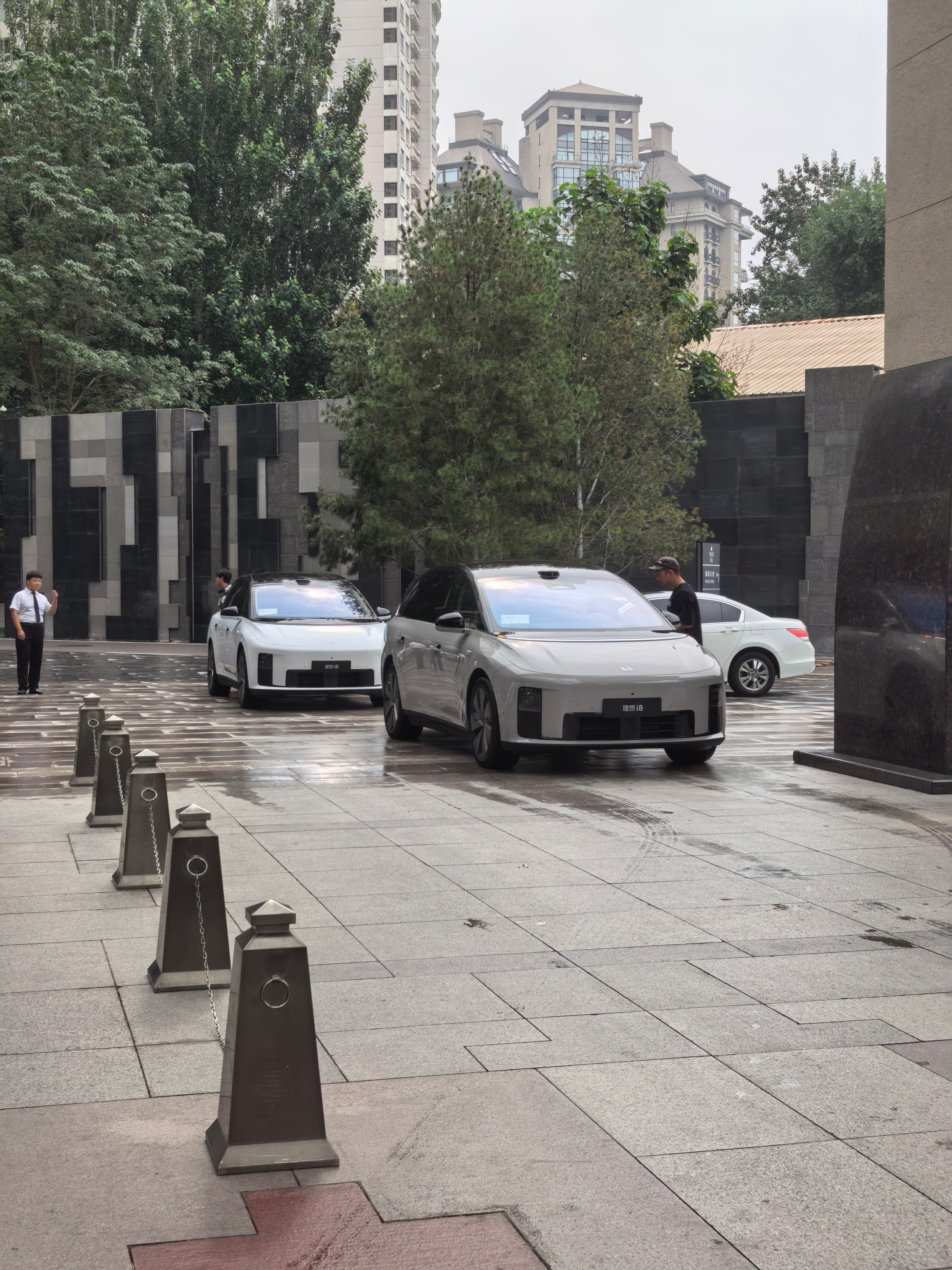 出发阿那亚。理想i8  ​​​