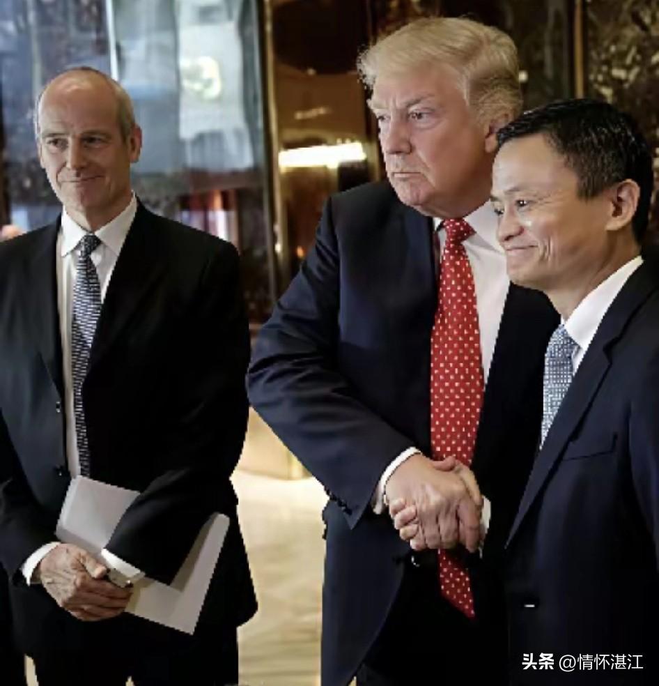 我要上精选-全民写作大赛2027年在特朗普担任美国总统第一个任期的时候，曾经接见