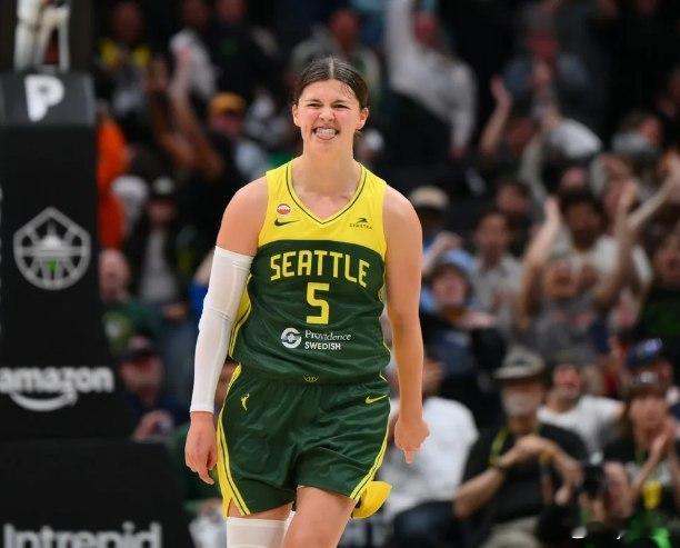 wnba篮球 Seattle Storm近期状态存在一定波动，而且阵容完整性成为