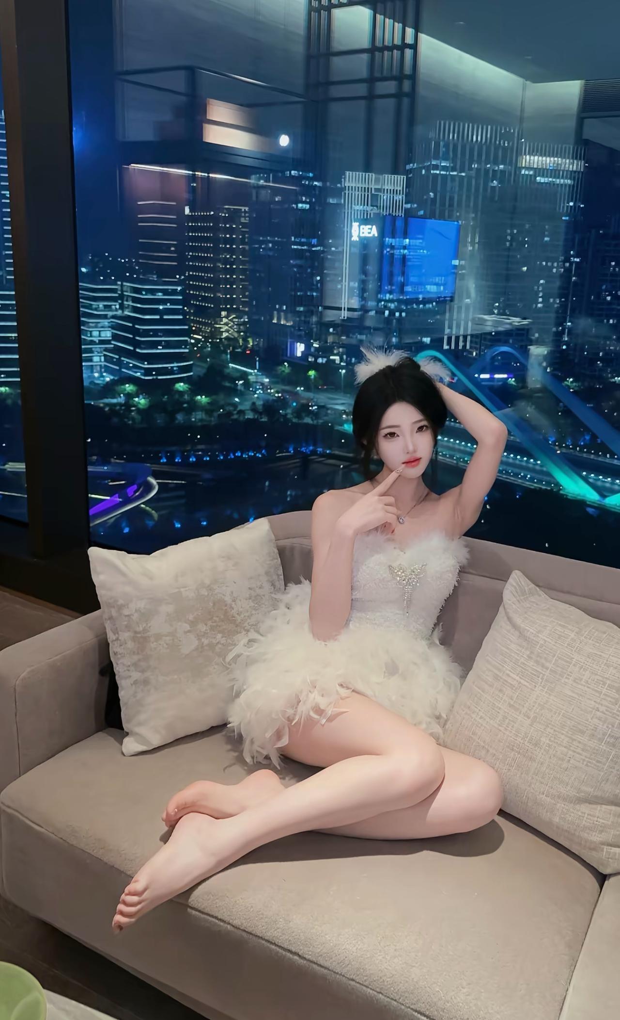 人生最大的遗憾，就是当你活明白的时候，已不再年轻了。年少不经事，懂事已中年。在无