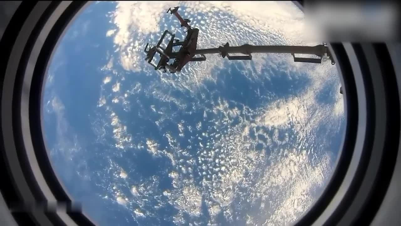有分析称，星链覆盖150多个市场，为何到中国就没信号？不是飞不过来，而是马斯克没