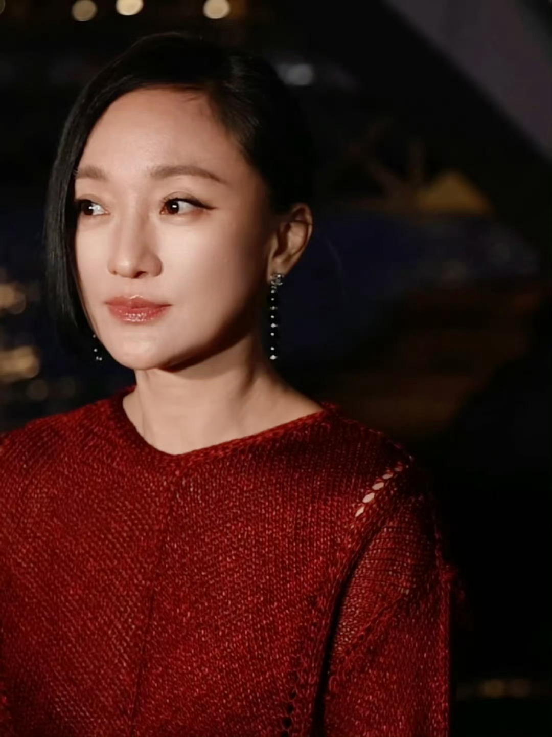 请问这位周迅美女 可否愿意更一条看秀vlog