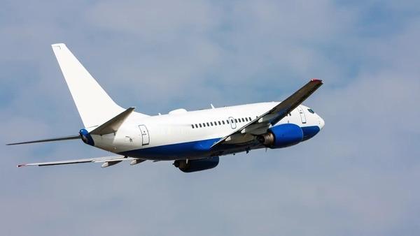 2026年五一假期临近，多条中国飞往东南亚的热门国际航线突然取消，不少已提前预订