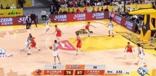 胡明轩好传，王少杰连得4分，重新把分差变成两位数。广厦男篮vs广东男篮胡明轩