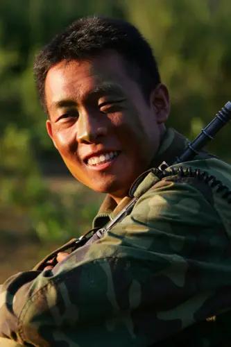 《士兵突击》里史今班长说过一句特别戳心的话：“只要今天比昨天好，这不就是希望吗！