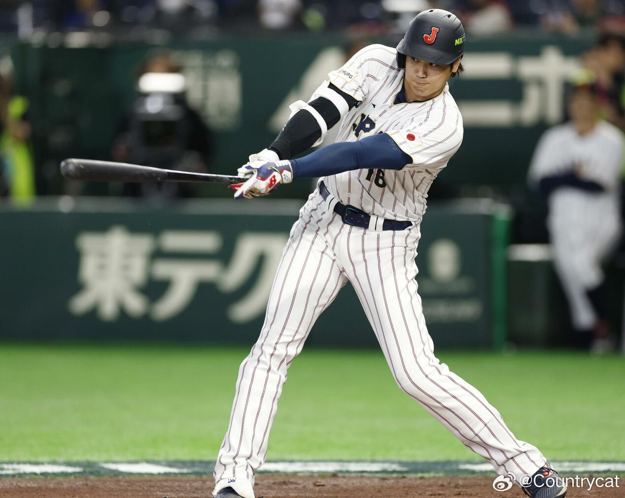 日本天皇一家现场观战WBC：时隔60年再看国际棒球赛海外新鲜事日本 日本德仁天皇