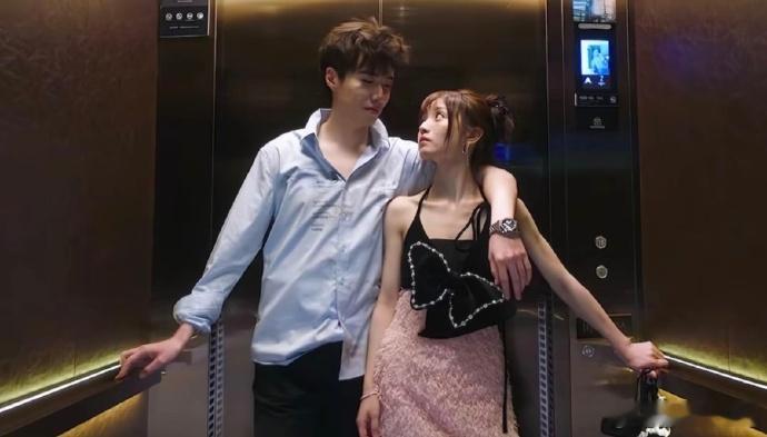 #半熟男女香港爱情故事##半熟男女 初恋组# 该说不说这部剧如果拍纯爱感觉会超好