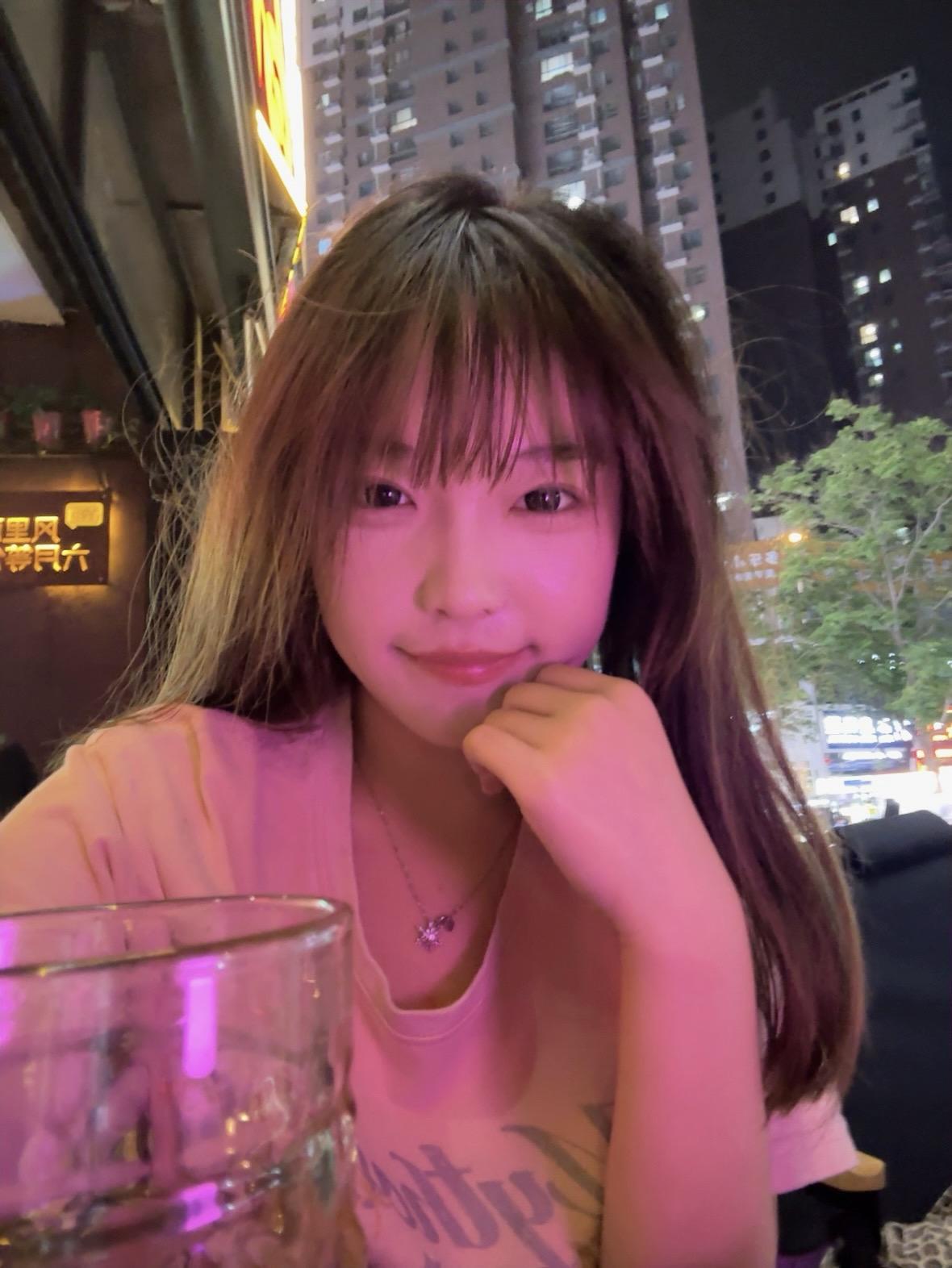 能永远纠缠在一起吗 头发 命 你和我。