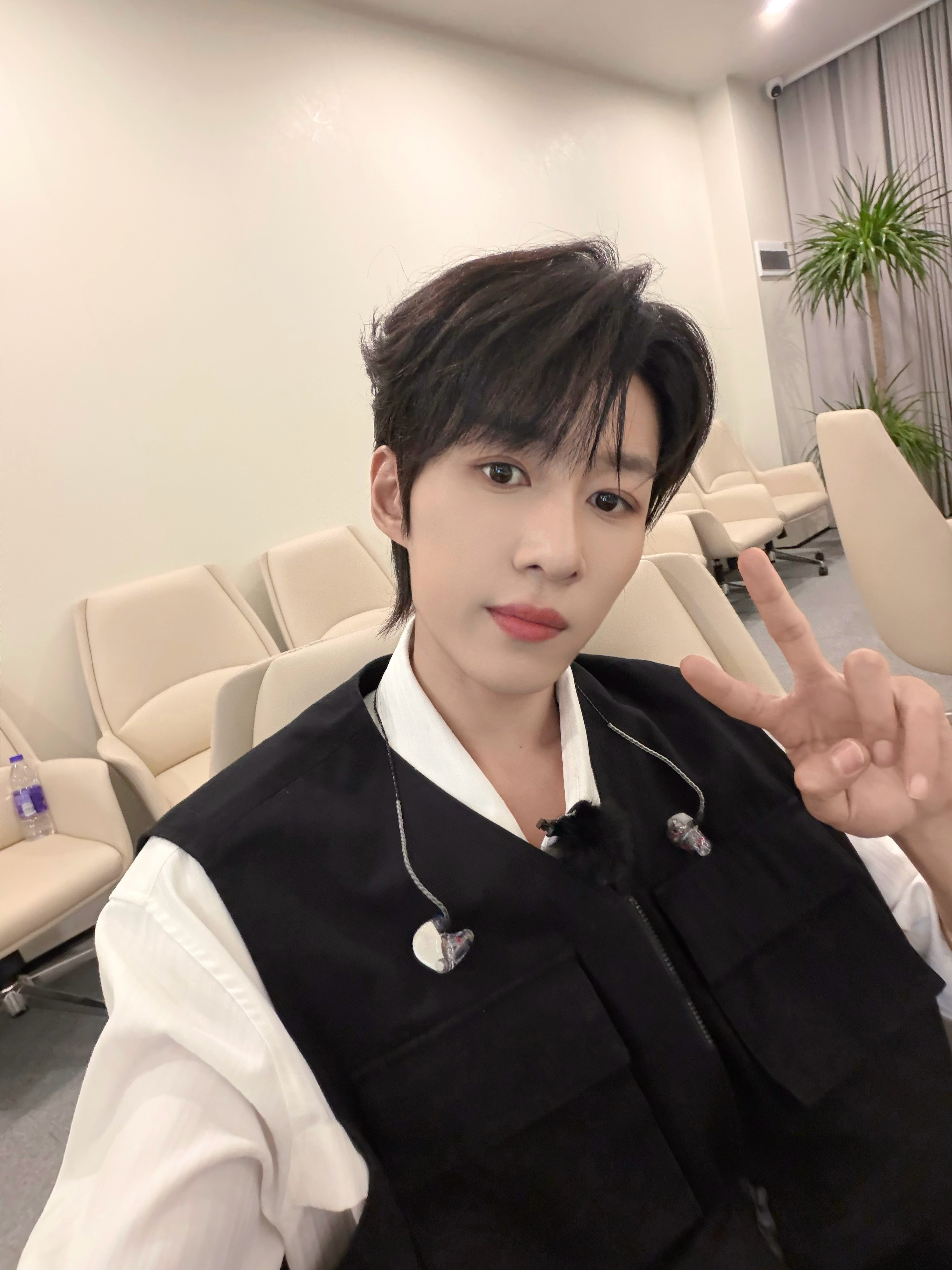 卓沅0616生日快乐 💜卓沅廿七千帆顺 百瑞昭鸿图 就是萌！正面看，萌！背面看
