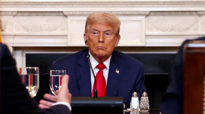 [月亮]这几天打开手机，全是关于美伊谈判的分析，说什么谈判已经提上日程、甚至开盘