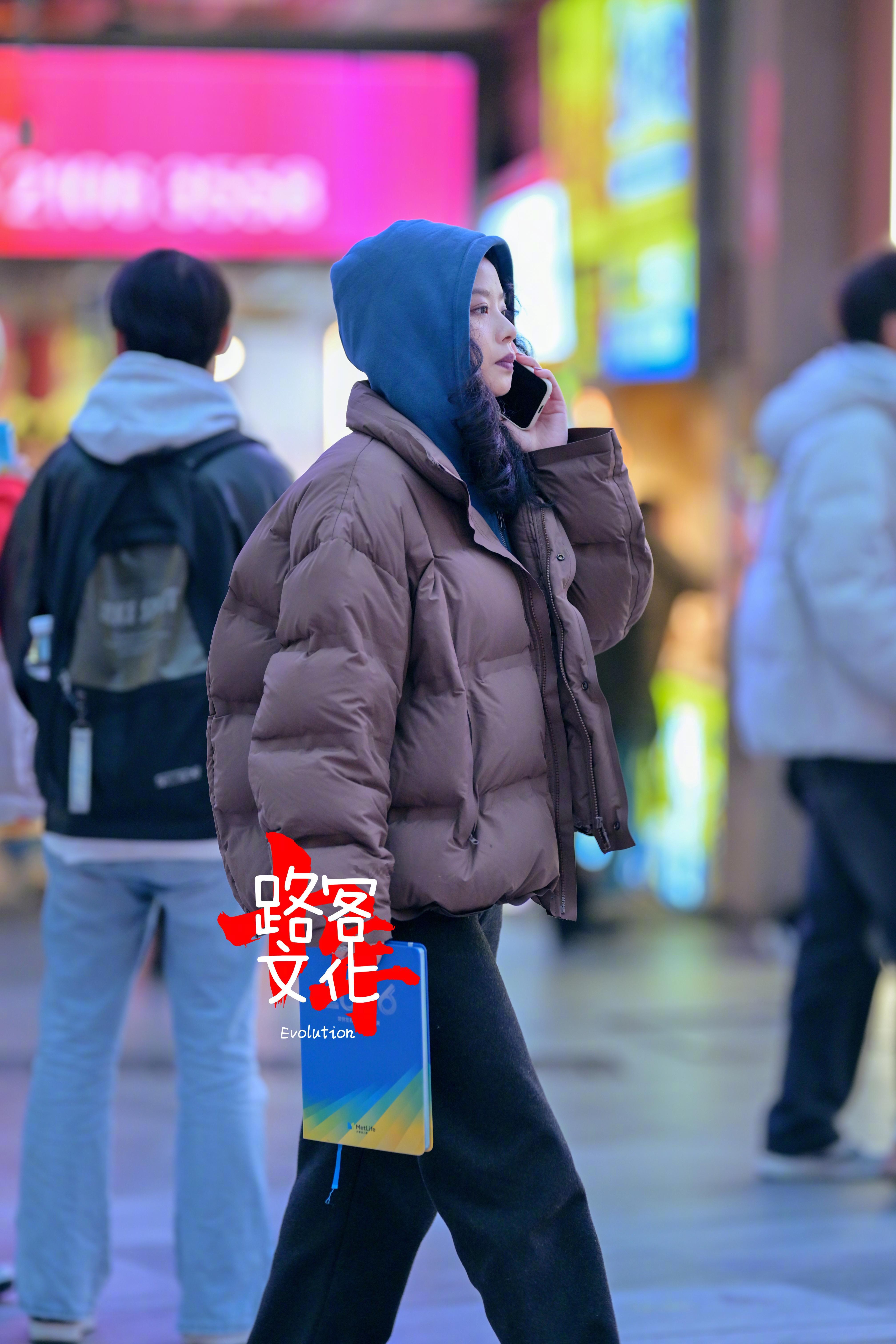 酷酷的样子哦！ 