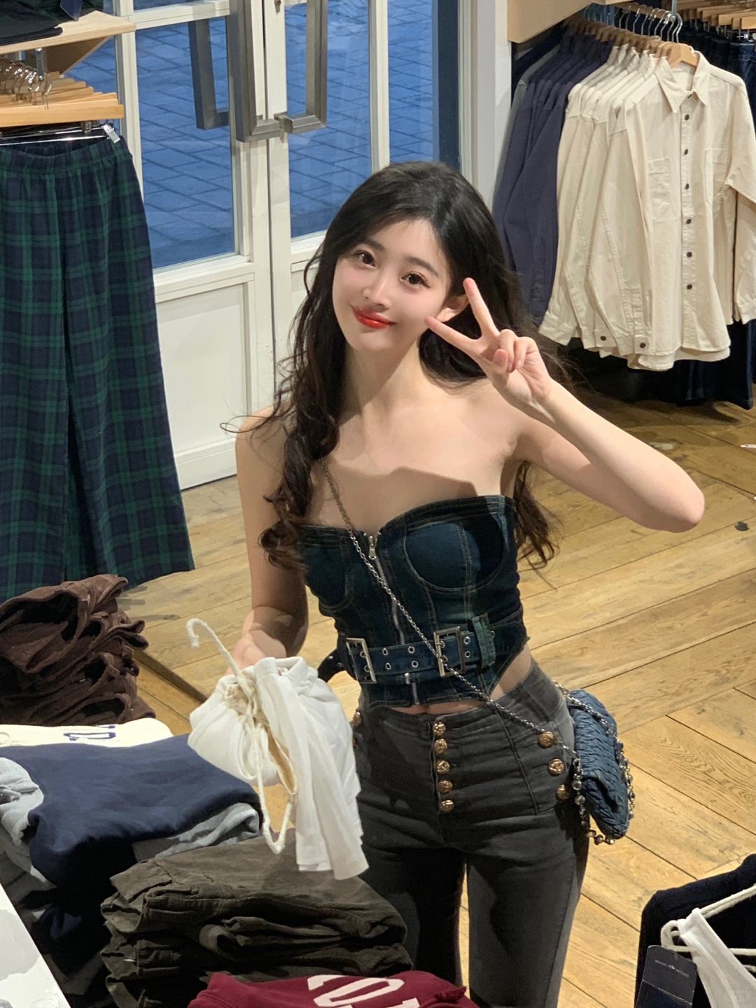 朋友说我放弃刘海后嘎嘎乱杀！辣妹风我最爱！