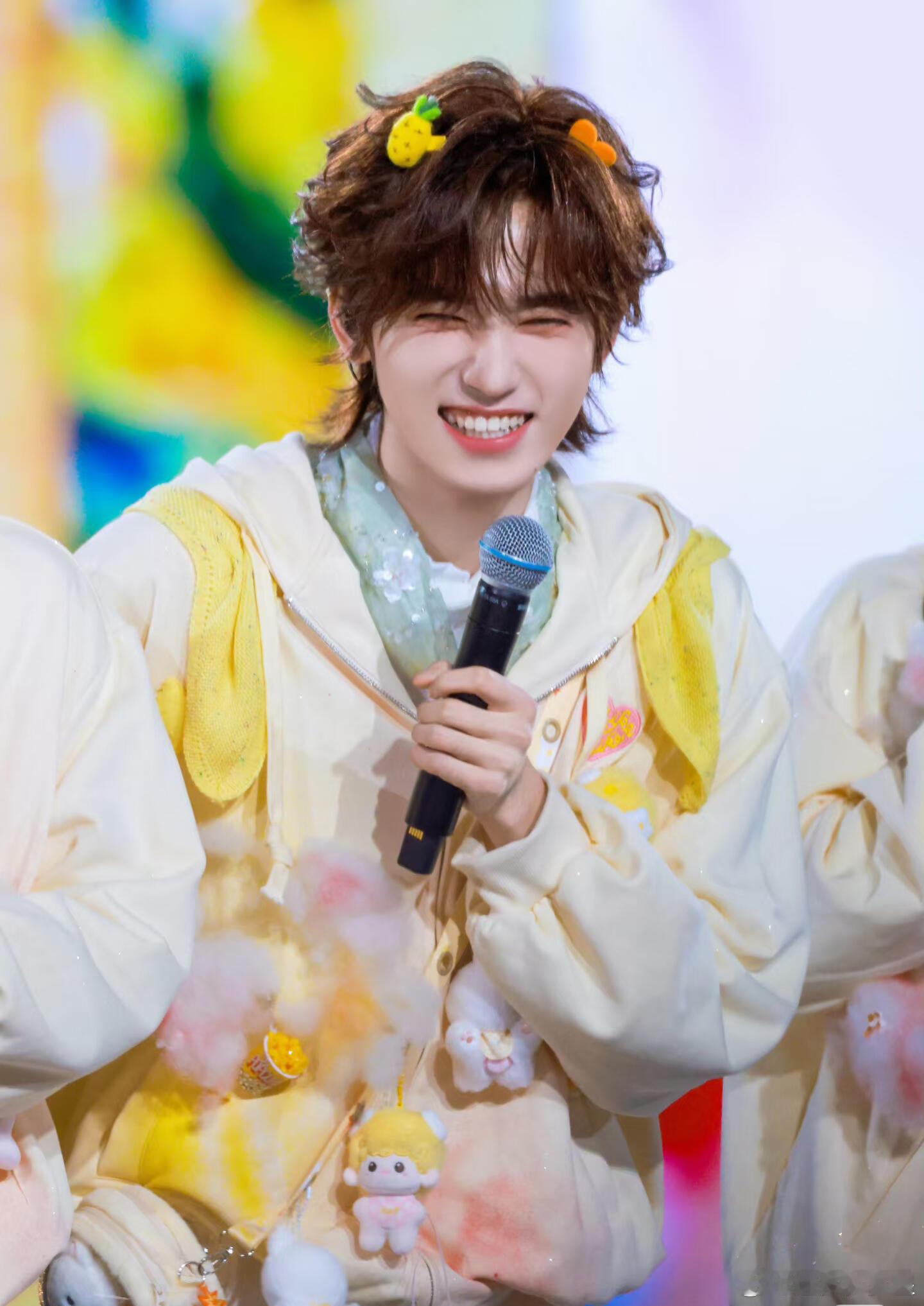 宋亚轩的宋是白送的送宋亚轩的宋是白送的送，王牌对宋小宝嘴瓢惨败，被腾哥晓彤花式调