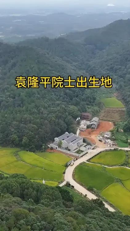 古人云：一命二运三风水。所谓“风水”，即乘自然之气，而气乘风则散，界水即止。自然