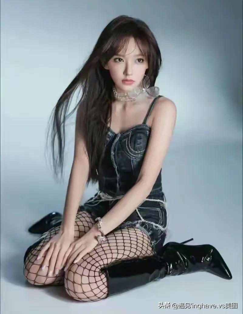 程潇美女气质好身材好