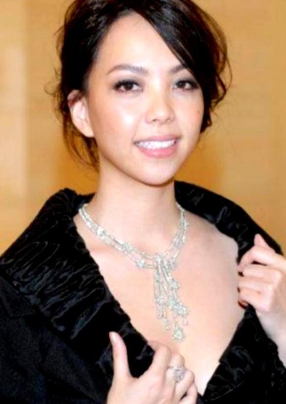 张惠妹和调酒师男友悄悄跑回台东，直接搞了个200坪的大动作！

今年元宵节，玄武