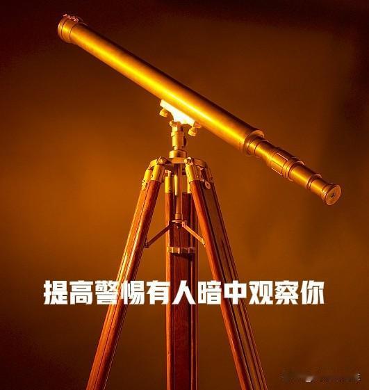 俗话说，常在河边走，哪有不湿鞋，近水楼台先得月，表面含义大家都懂，可是背后这句话