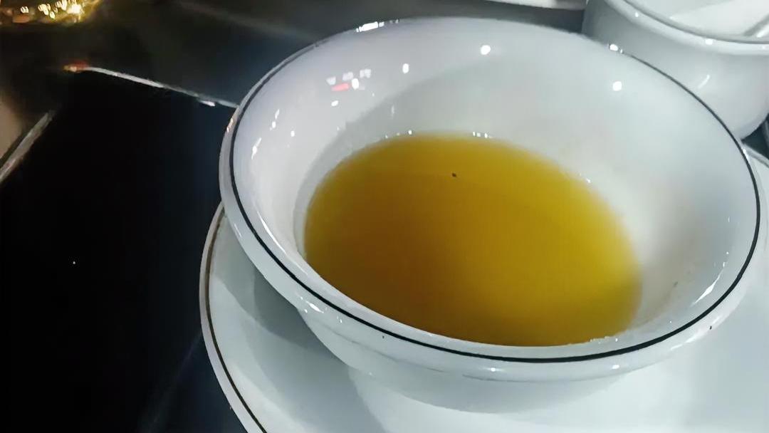 其实我50了，和老公出门总被指指点点，但这是我们最大的乐趣

先声明，不是凡尔赛