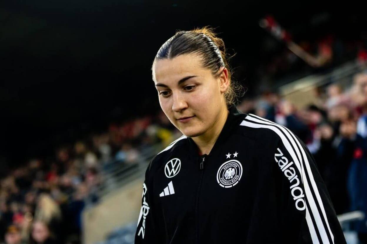 【转会传闻】网页链接（✍🏻Megan Feringa）曼城女足已经接近与勒沃库
