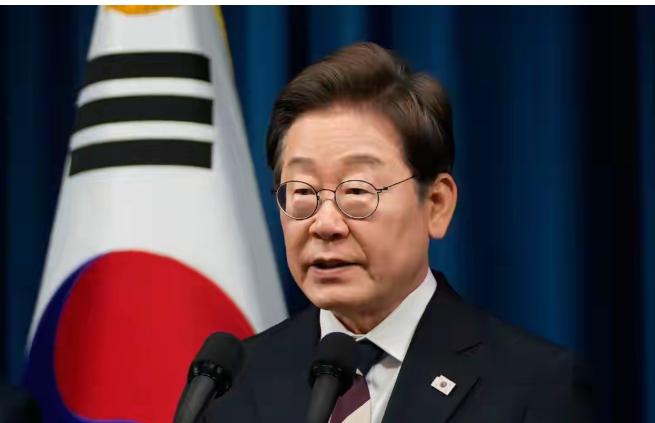 中朝刚互动，韩国就来搞事情了！
 
根据相关报道，近日，韩国国会3名议员对台湾地