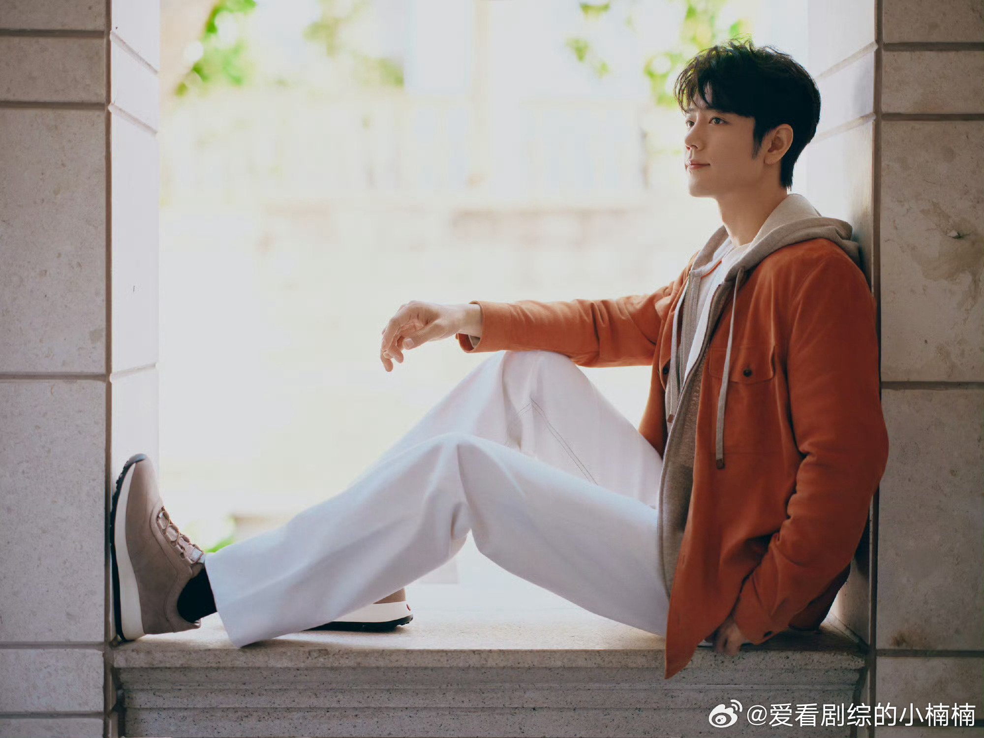 肖战更吸引人的是气质 肖战更吸引人的是气质 ，很难不赞同啊，何况再加一张权威的脸