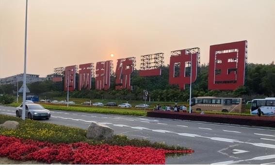“若想让台湾主动回归，大陆得先满足两大条件，否则免谈！”台湾一位海军退役军官曾公